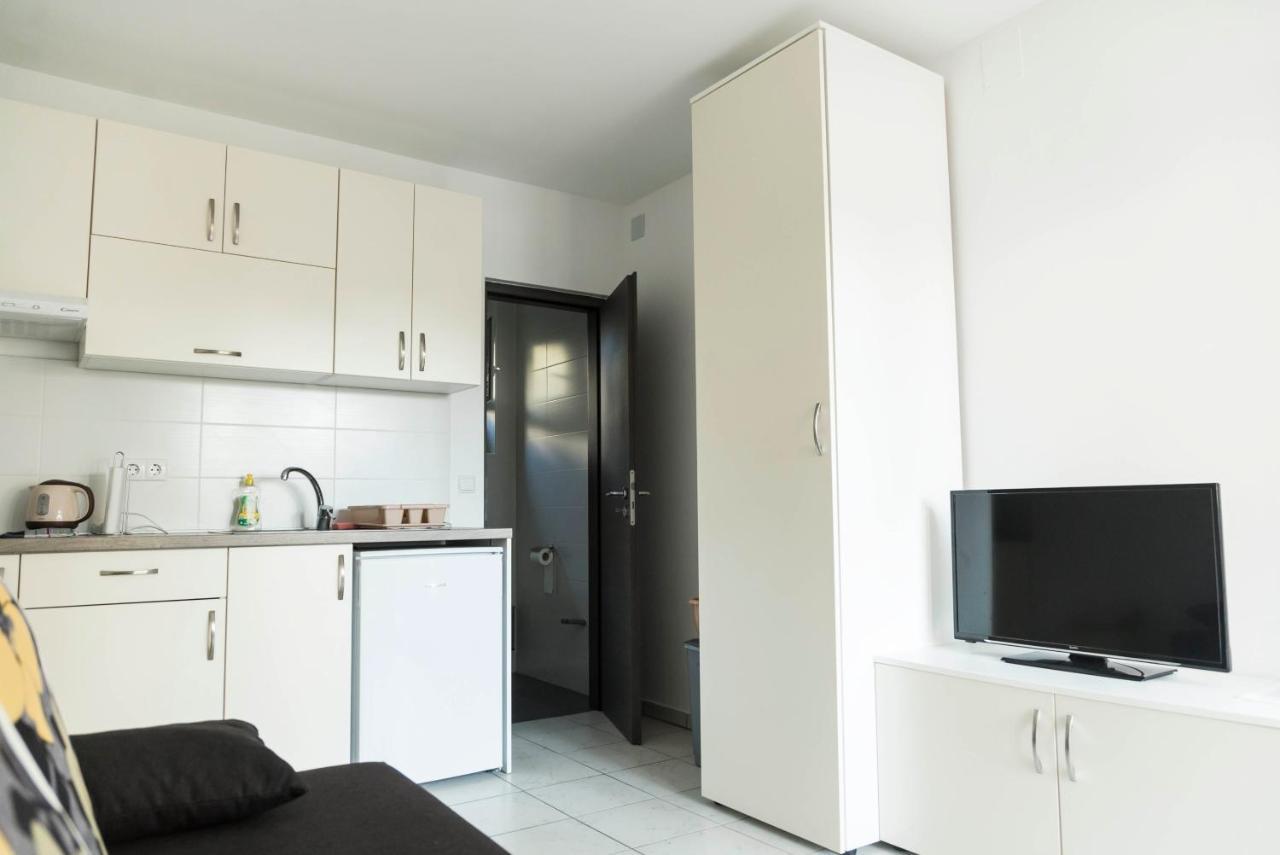 Apartment Franka Vir Zewnętrze zdjęcie