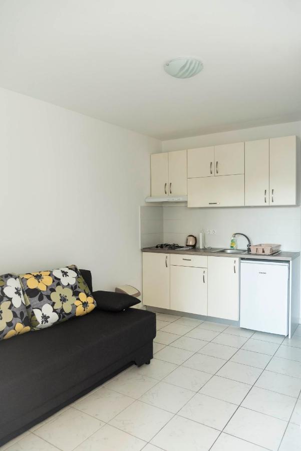 Apartment Franka Vir Zewnętrze zdjęcie