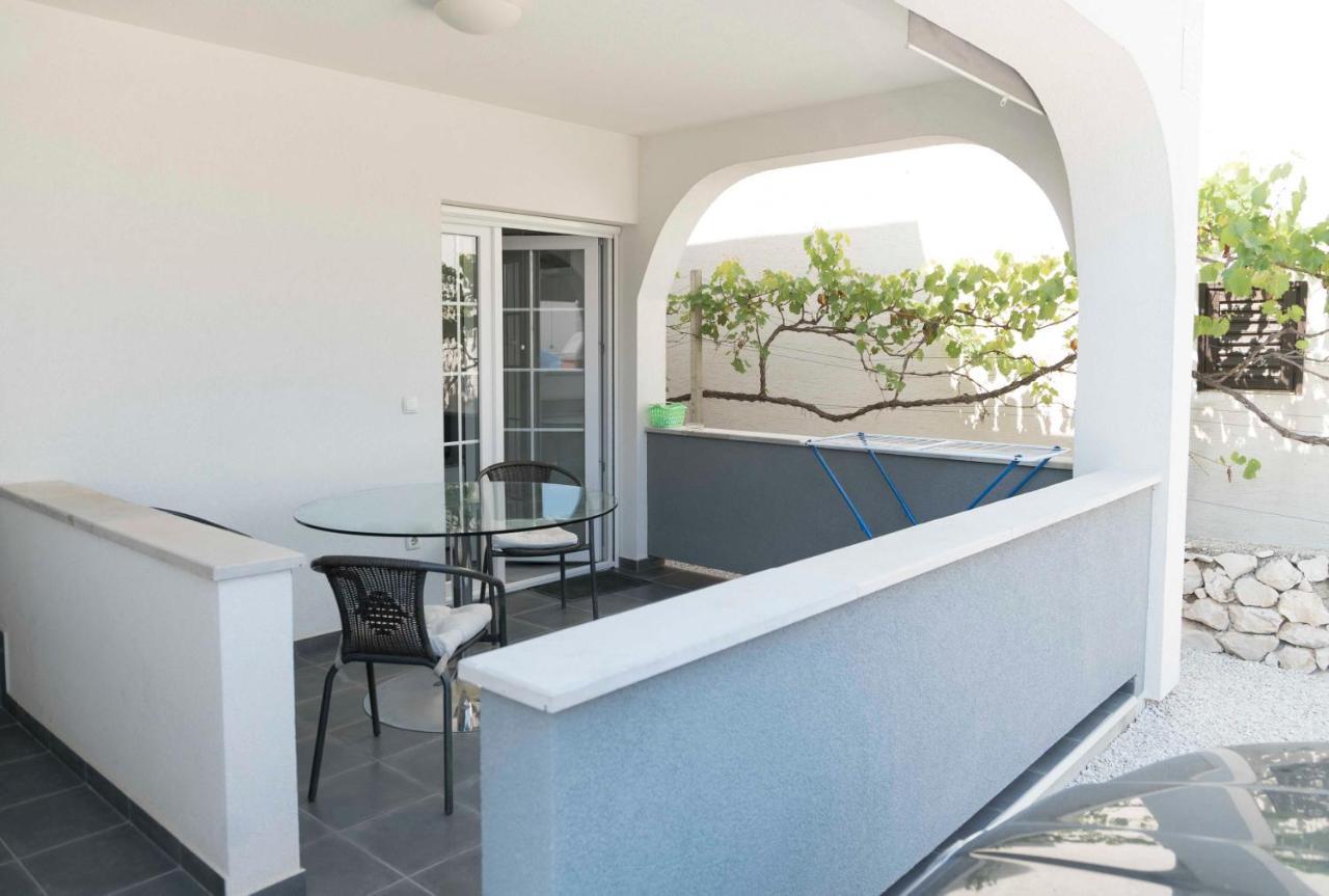 Apartment Franka Vir Zewnętrze zdjęcie