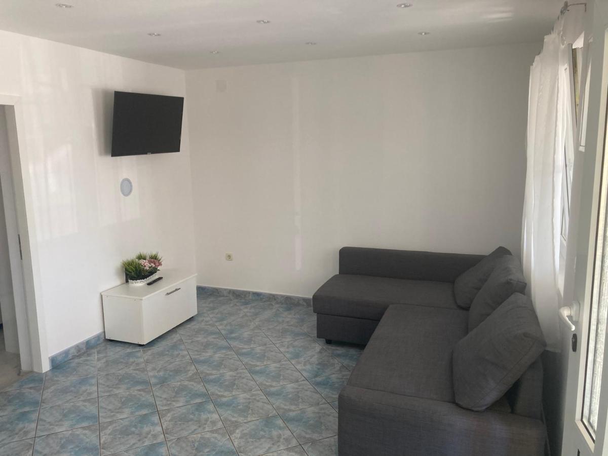 Apartment Franka Vir Zewnętrze zdjęcie