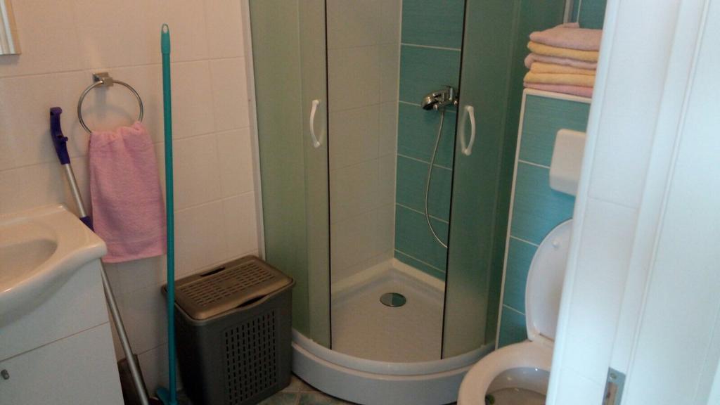 Apartment Franka Vir Zewnętrze zdjęcie
